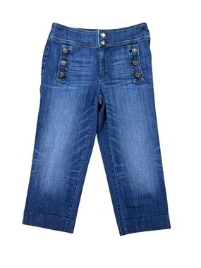 Woman’s Chics Platnium denim sailor style cropped jeans size 0.5 (6 US)
